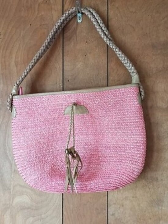 Donna Dixon Handbags - Donna Dixon pink raffia woven shoulder bag / boho beach purse
